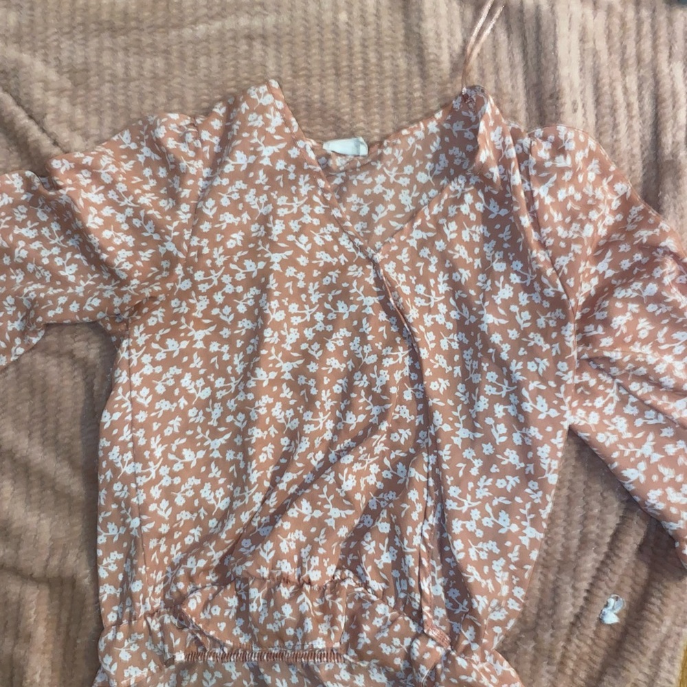 Shein flower blouse! Super cute never had a time to wear